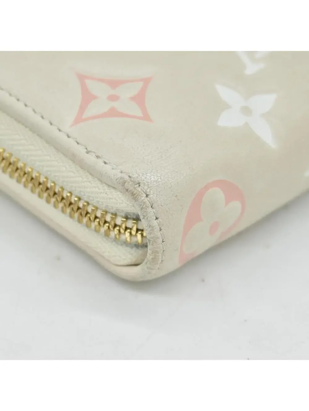 $1490 Louis Vuitton Tricolor Monogram Embossed LambskinZippy